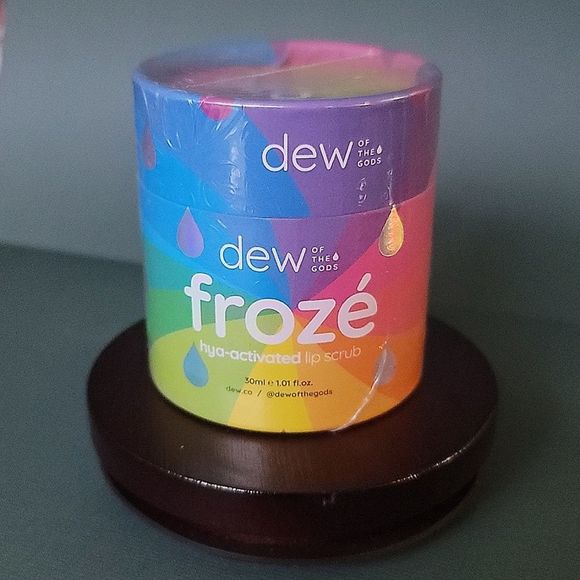 Dew of the Gods Frozé lip scrub - Picture 1 of 6